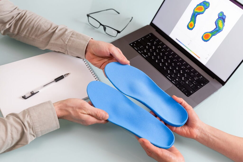 How Custom Orthotics Victoria Helps Manage Chronic Pain?